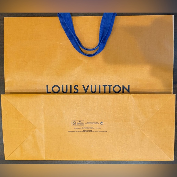 π§‘NEWπ Louis Vuitton Shopping Bag - Use for Gifts! - Picture 2 of 3